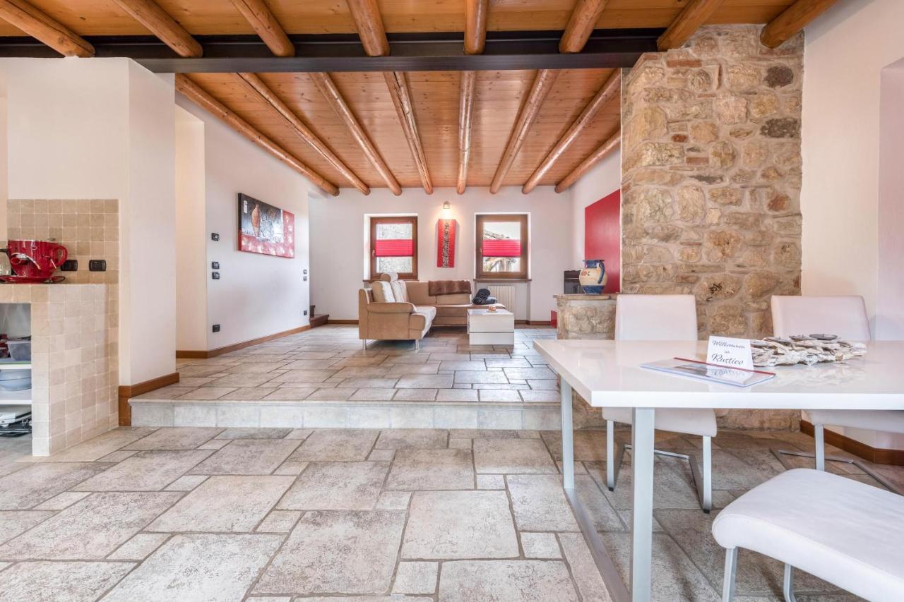 コステロマーノ Casa Rusticoヴィラ エクステリア 写真